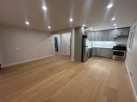 33 Gower St, Staten Island, NY