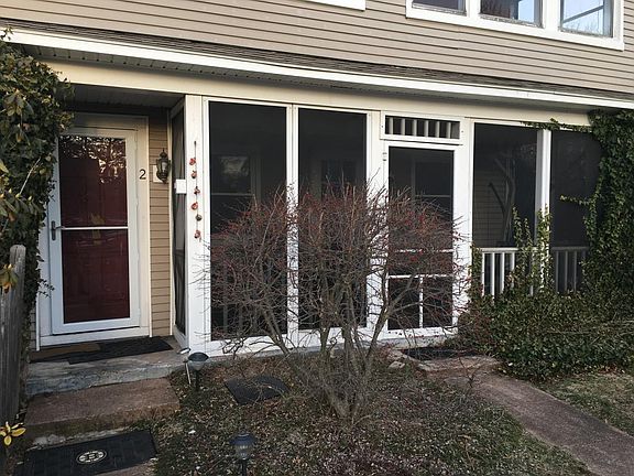 Screened in Porch great for Summer