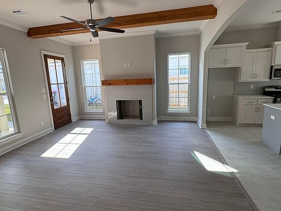 3rd image of 205 Sojourner Dr