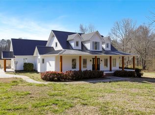 336 Longview Dr, Piedmont, SC 29673