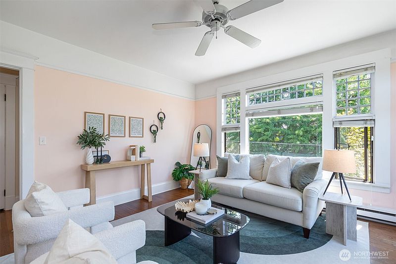 2nd image of 904 E Miller Street #4