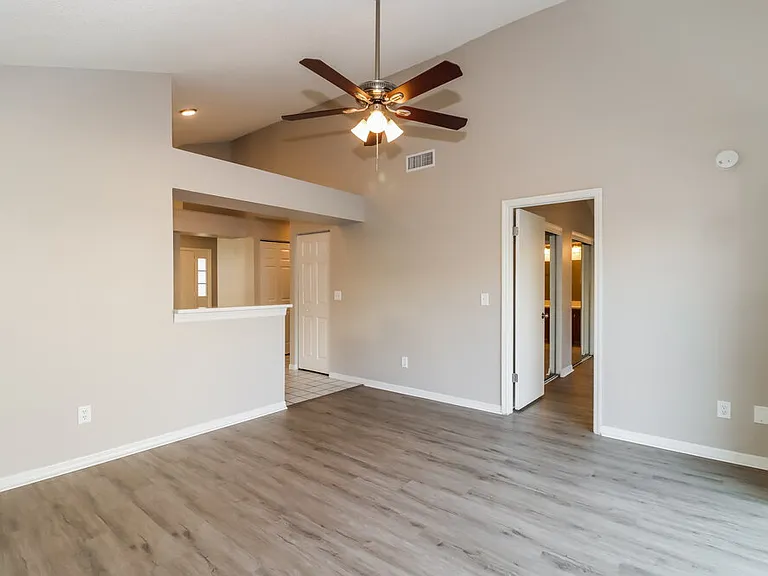 5303 Macbeth Ct — Photo 9