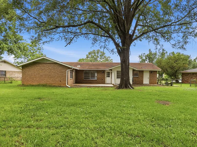 3626 Wilcox Dr — Photo 30