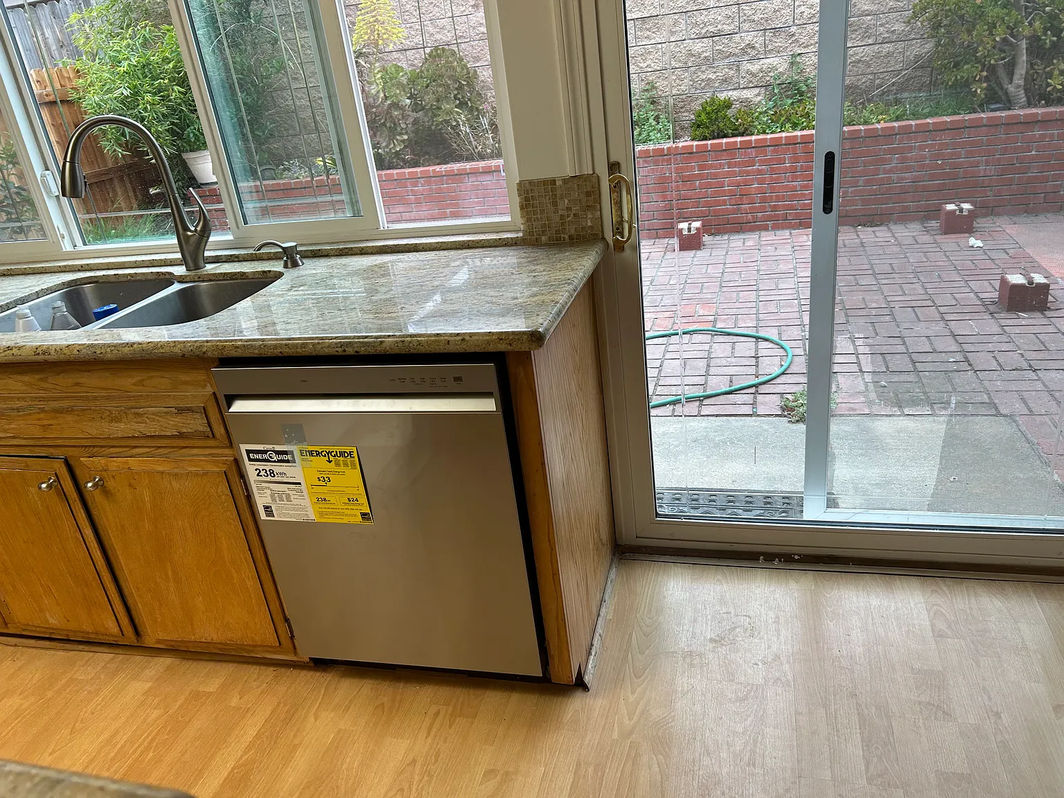 2 bed, 2.5 bath, 1598 sqft, $3,400 — Photo 4