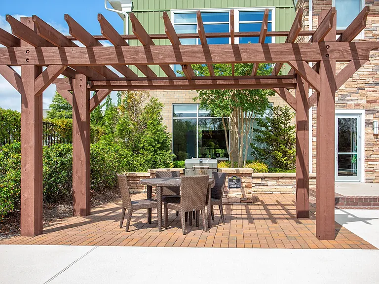 Addison Ridge Apartments — Photo 44