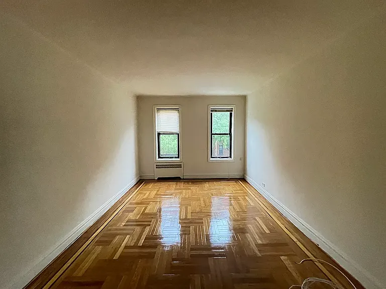 4100 43rd Ave #5C — Photo 1