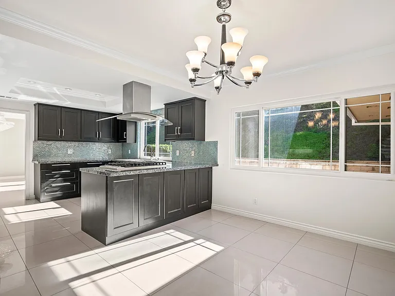 1210 Swarthmore Dr — Photo 20