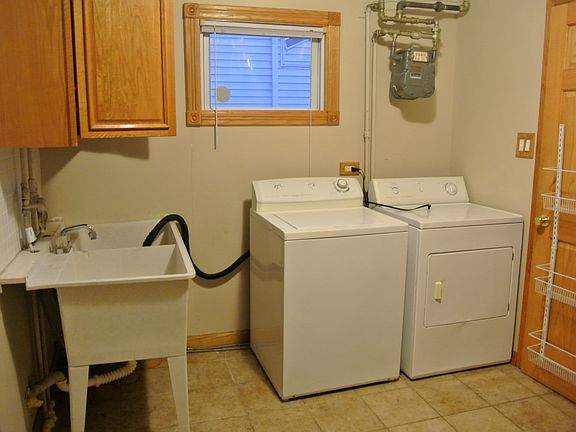 5th image of 10040 S Tripp Ave