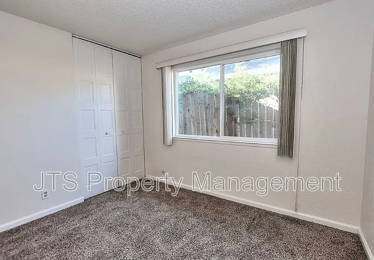 6830 Mellodora Dr — Photo 38