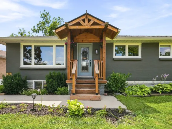 12 Bothwell Cres, Barrie, ON L4M 2S6