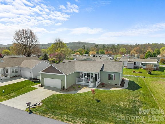 2nd image of 432 Sassafras Dr