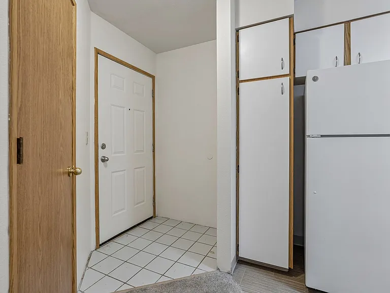 Forest Green Apartments — Photo 7