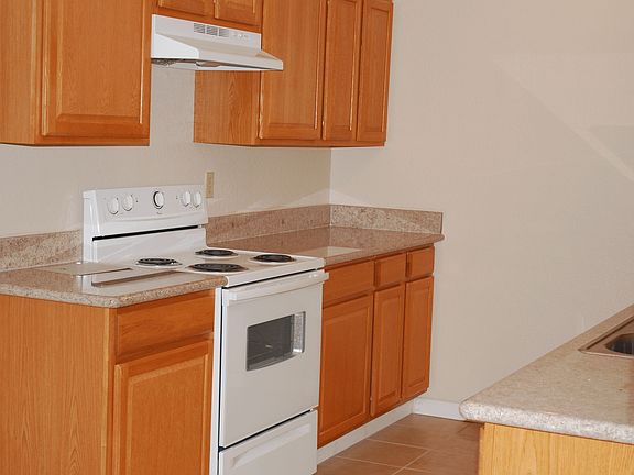 Kitchen with Granite Counter top