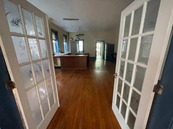 5007 Cedar Ave FLOOR 1