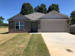 4000 Willow Ridge Dr, Jonesboro, AR 72401