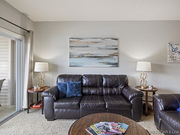 5th image of 138 Oak Harbor Dr #5D