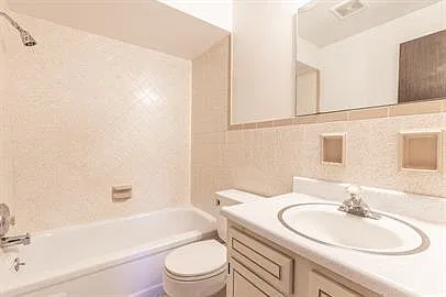 1 bed, $835 — Photo 4