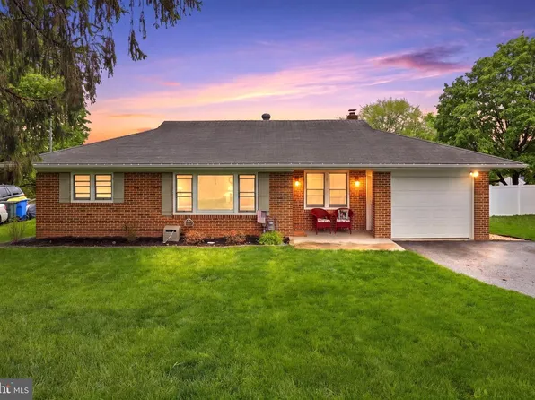 332 Donna Ln, York, PA 17403