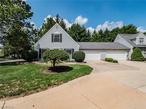 3398 Hunter Pkwy #34, Cuyahoga Falls, OH 44223