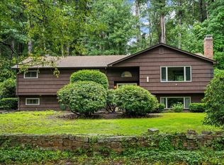 31 Stone School Rd, Sutton, MA 01590