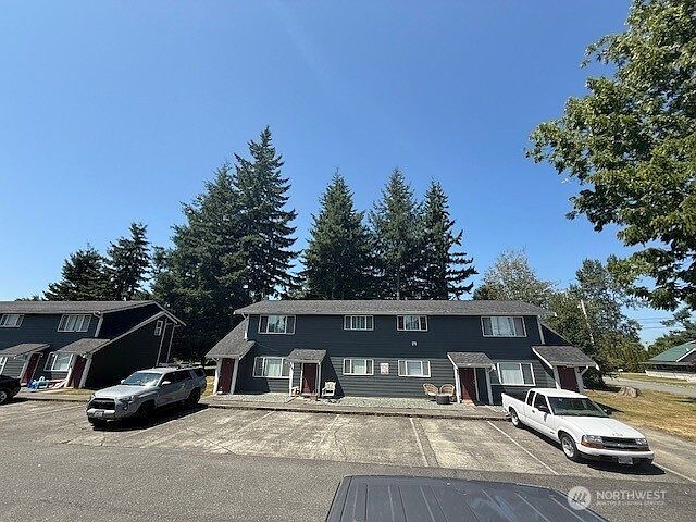 1st image of 315 W Woodworth Street