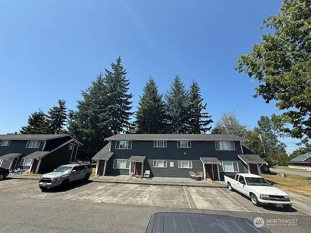 315 W Woodworth Street photo 1