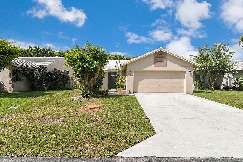 6072 Strawberry Lakes Cir, Lake Worth, FL 33463 Zillow