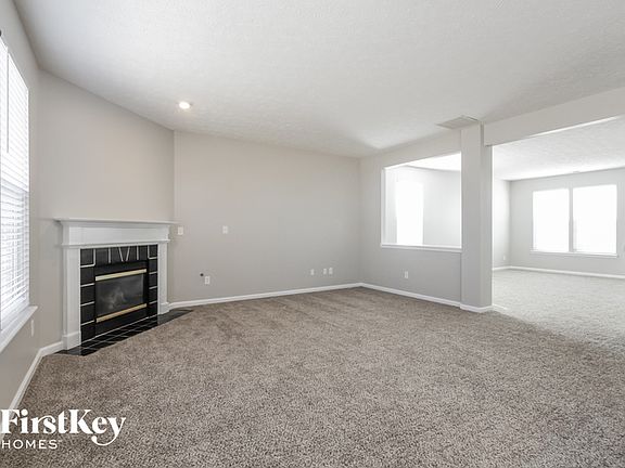 4th image of 2327 Black Gold Dr