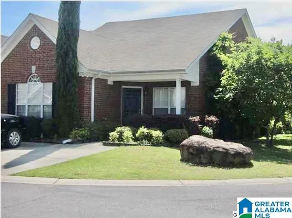 3100 Summit Ln, Fultondale, AL 35068