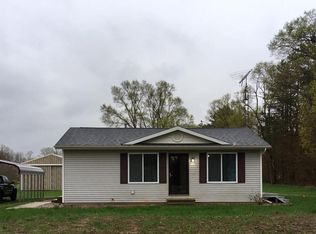 3970 Meadowbrook Rd, Benton Harbor, MI 49022