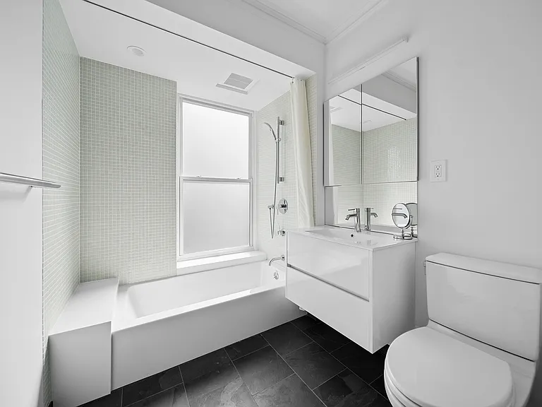 548 State St #1 — Photo 10