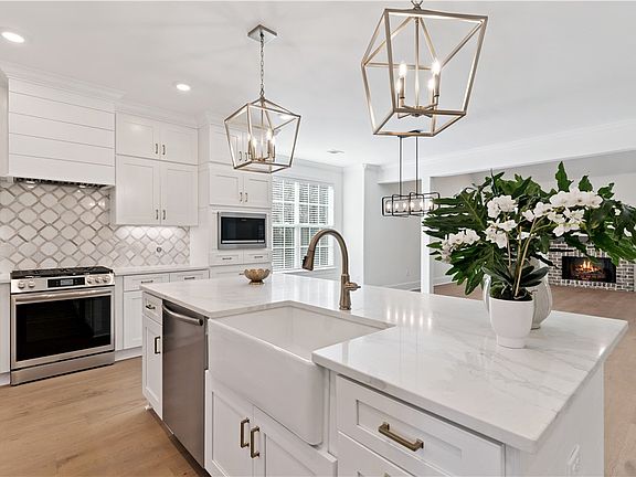 4th image of 164 Old Wharf Rd