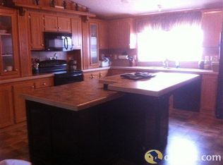 219 Rr 1, Webbers Falls, OK 74470