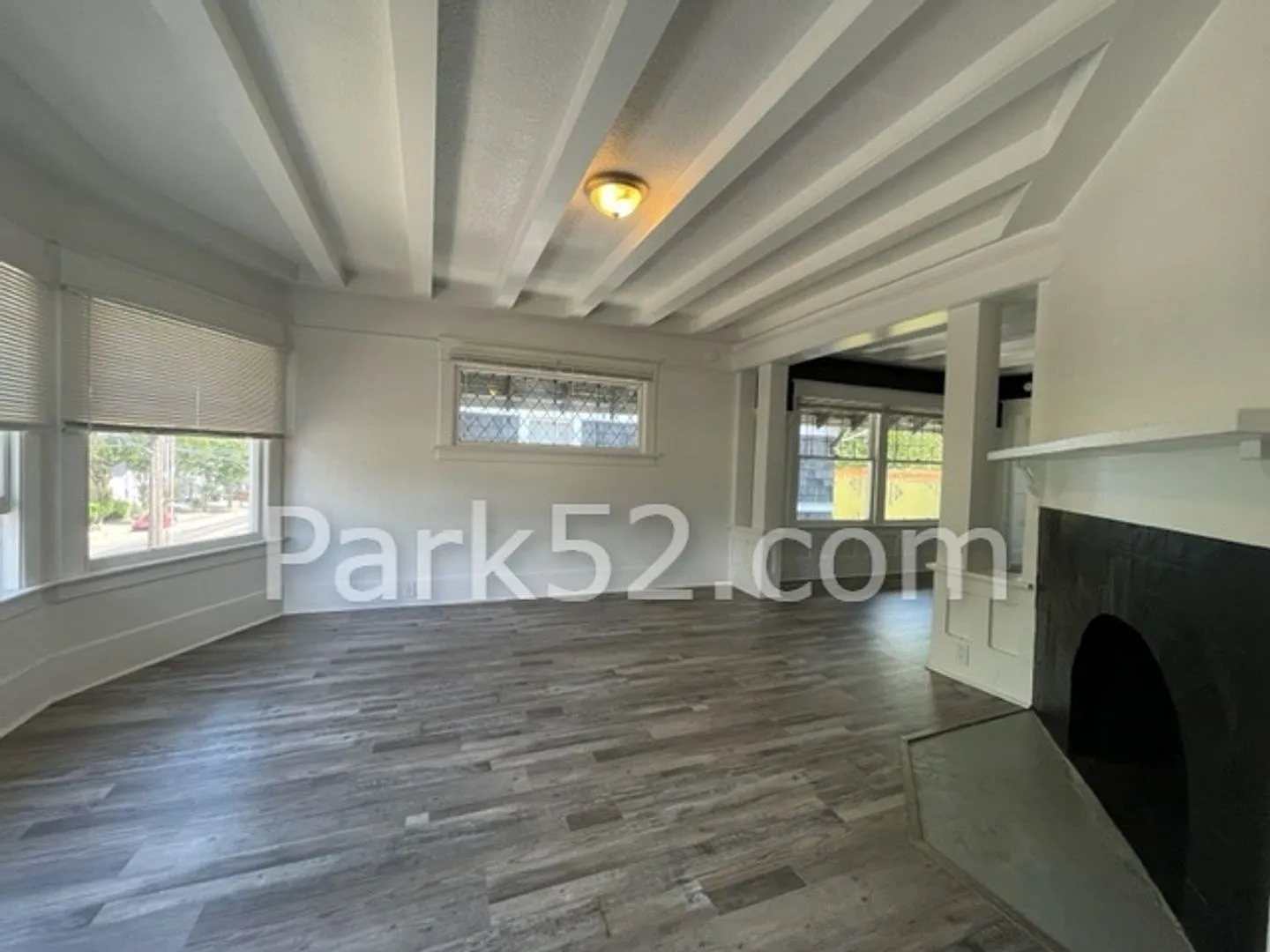 2 Bedroom Duplex with Additional Storage- Small Pets Allowed! — Photo 1