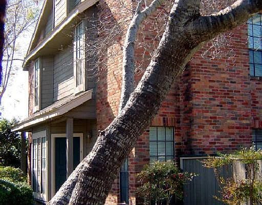 1st image of 25 Chapel Hill Cir #9