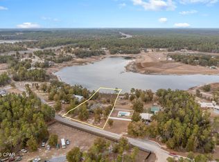 5095 Pine Ridge Dr, Chipley, FL 32428