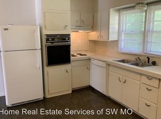 2611 E Linwood St, Springfield, MO 65804