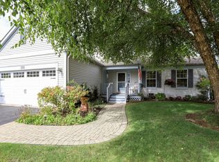 292 Hunters Way, Hainesville, IL 60030