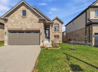 14 Lydia Ln, Paris, ON