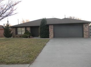 8005 Bedwell Pl, Amarillo, TX 79121