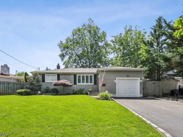 531 Valley Rd, Clark Twp., NJ 07066