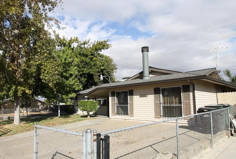 4007 Ramsey Dr photo 1