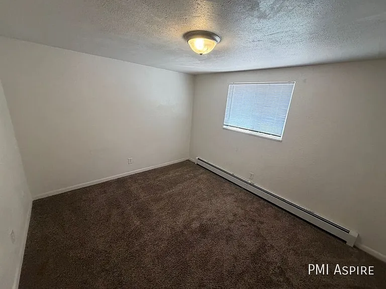 2924 Glendale Dr #6 — Photo 10