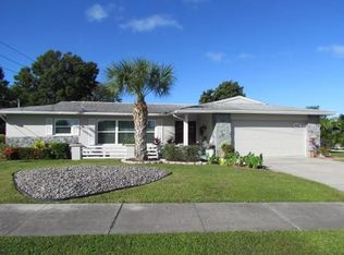 646 Michigan Dr S, Venice, FL 34293