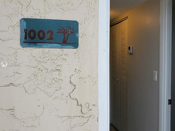 3rd image of 2903 NE 163rd St APT 1002
