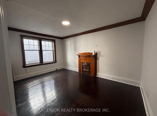 59 Balsam Ave #8, Toronto, ON M4E 3B8