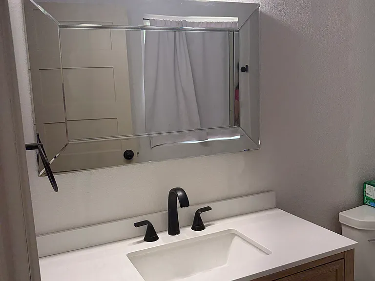 3664 W Oakland St — Photo 12