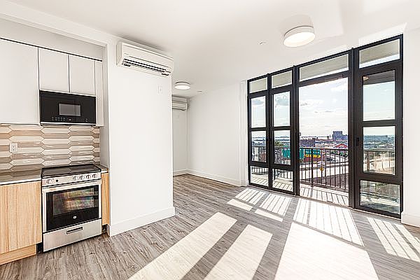 1st image of 584 4th Ave #514