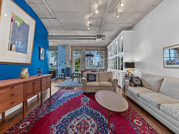 2nd image of 411 NW 1ST Avenue #304