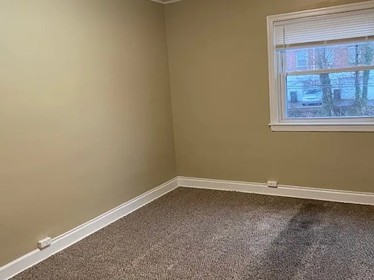 2335 Kensington St — Photo 7